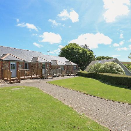 דארטמות' Keepers Lodge, Hillfield Village מראה חיצוני תמונה
